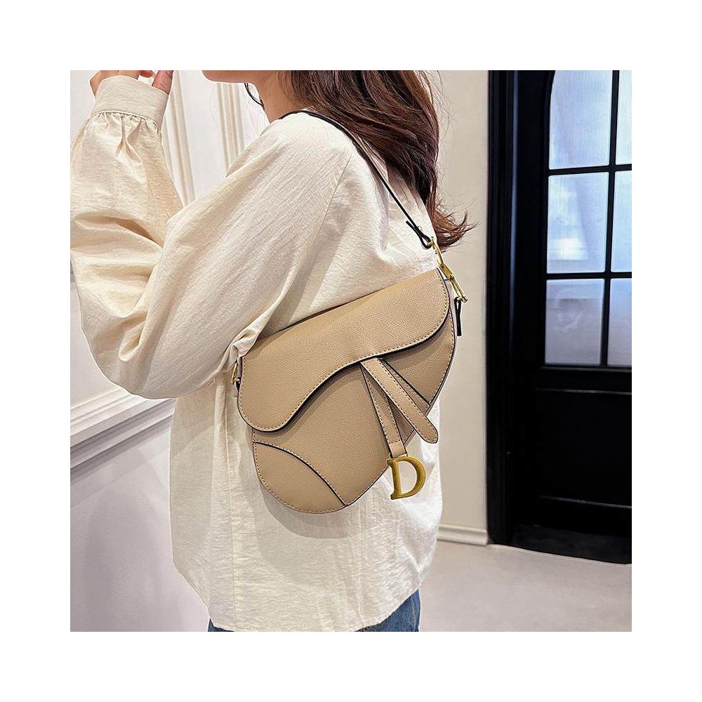 Small bag women s bag 2025 new light luxury niche commuting saddle bag armpit bag autumn and winter high end single shoulder crossbody bag image 4
