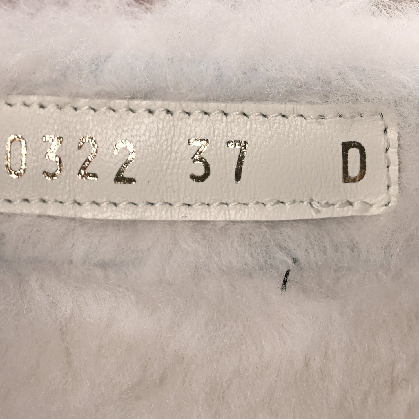 Oraia Archive | Shearling Canvas Embroidered - Chez Moi Edition