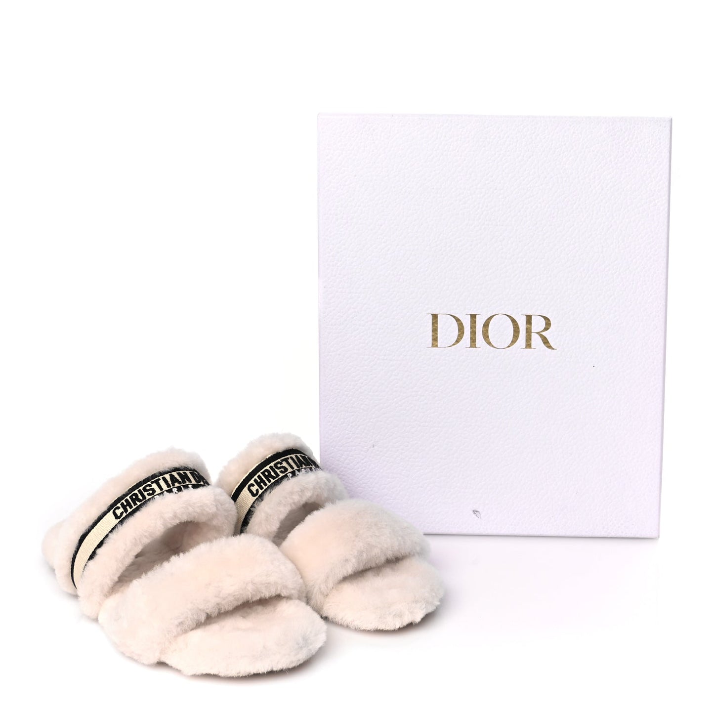 Oraia Archive | Shearling Canvas Embroidered - Chez Moi Edition